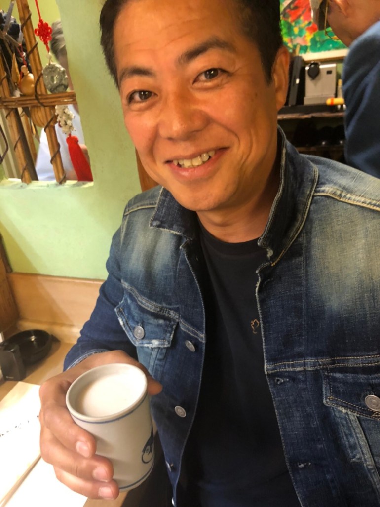 8F7AF898-2B6B-4046-9EEE-D8CA0B953A19