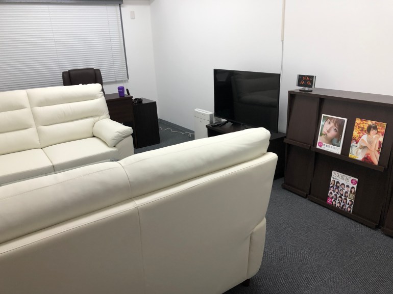 F2DE415F-DBA5-491D-8A50-9A77A0305FF4