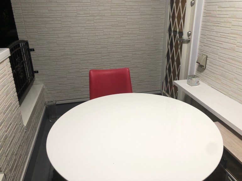 283DEC0A-C8AA-4140-909A-4D8573C7FF42