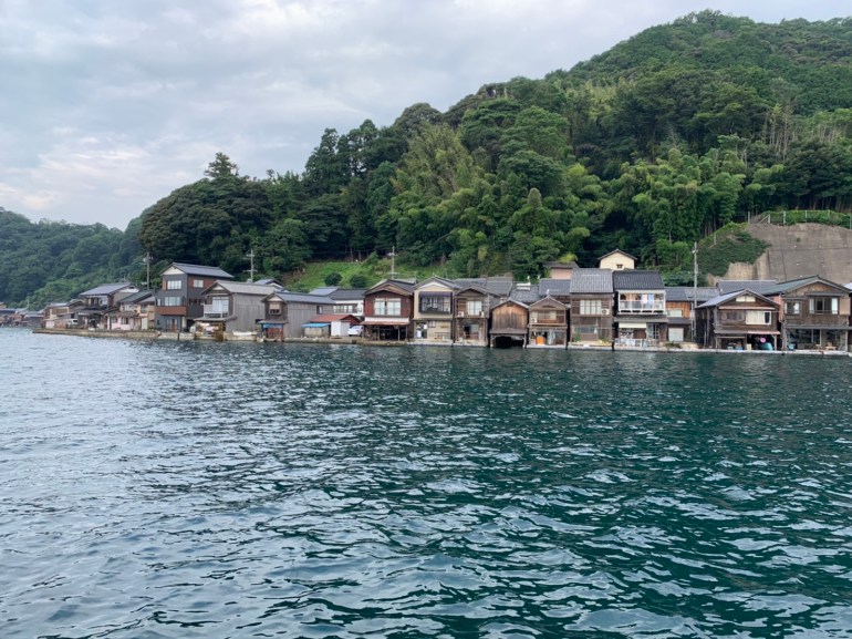 1548C918-E1CD-46D1-8A87-09F1BC4E8581